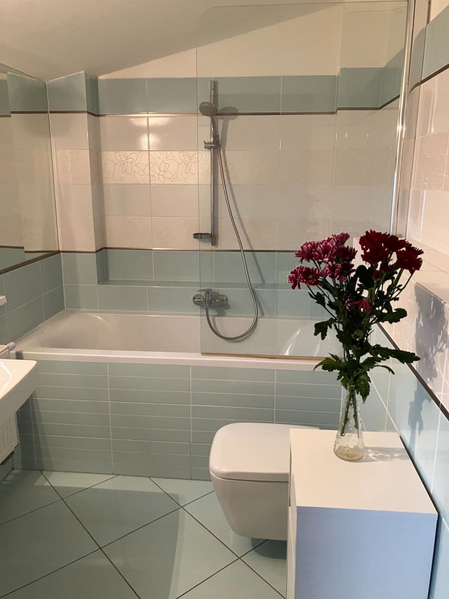 house to rent, 286 m², Habrová, Horoměřice, Středočeský Region house to rent, 286 m², Habrová, Horoměřice, Středočeský Region