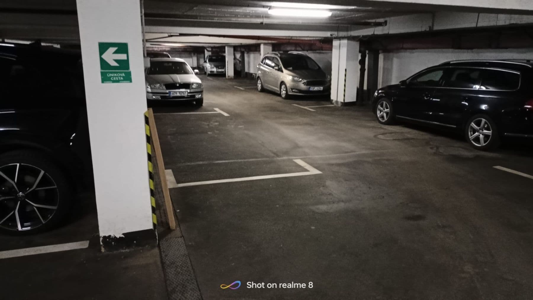 garage to rent, 12 m², Na Vrších, Prague, Prague garage to rent, 12 m², Na Vrších, Prague, Prague