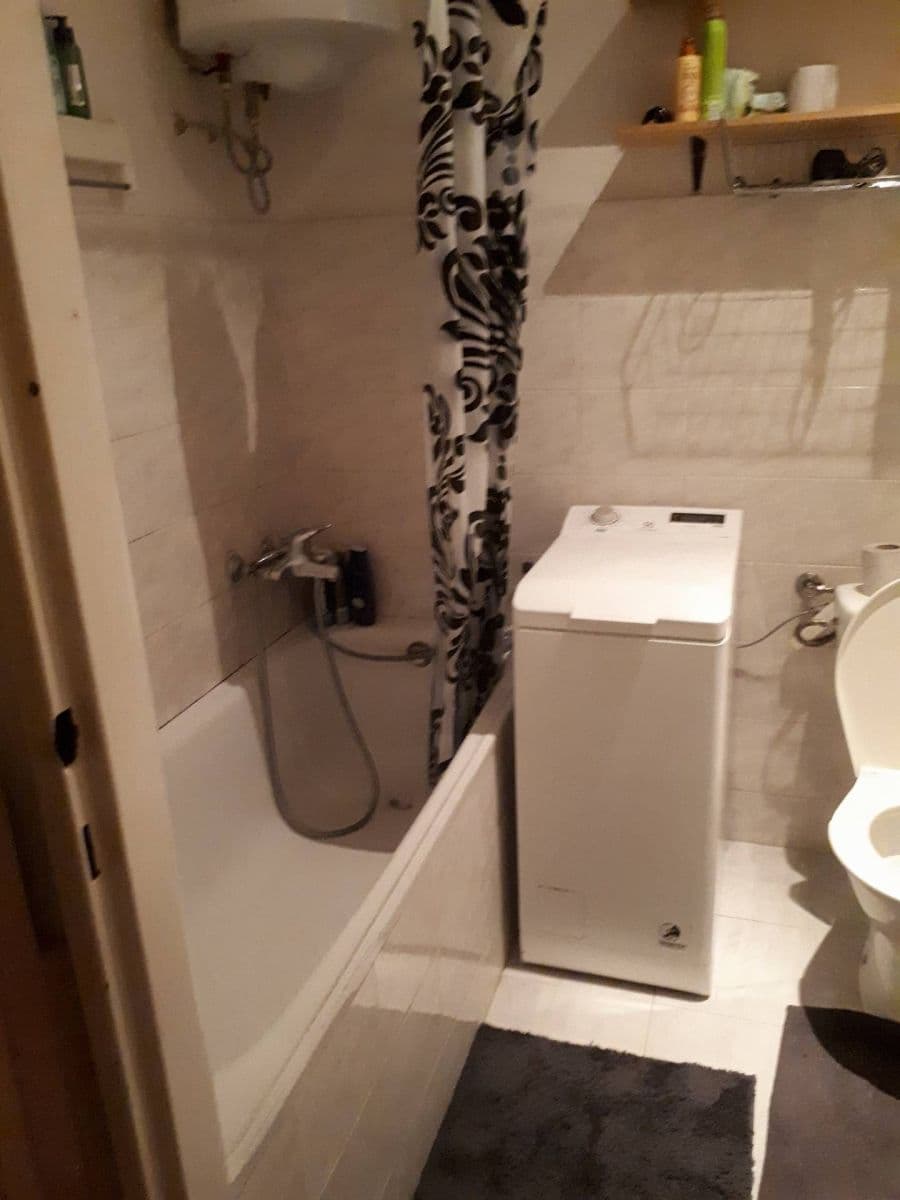 Studio flat to rent, 26 m², Kolbenova, Prague, Prague Studio flat to rent, 26 m², Kolbenova, Prague, Prague