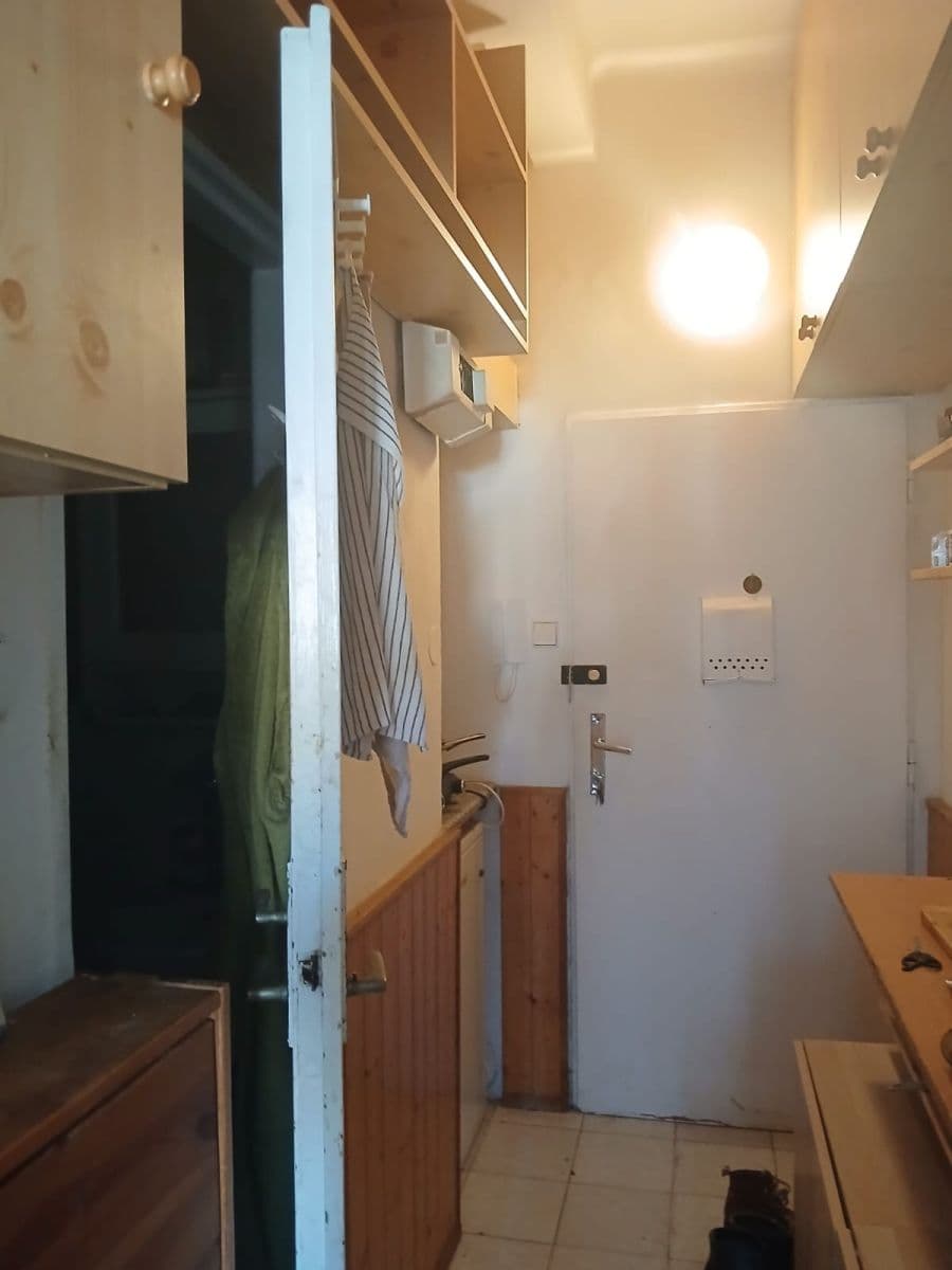 Studio flat to rent, 26 m², Kolbenova, Prague, Prague Studio flat to rent, 26 m², Kolbenova, Prague, Prague