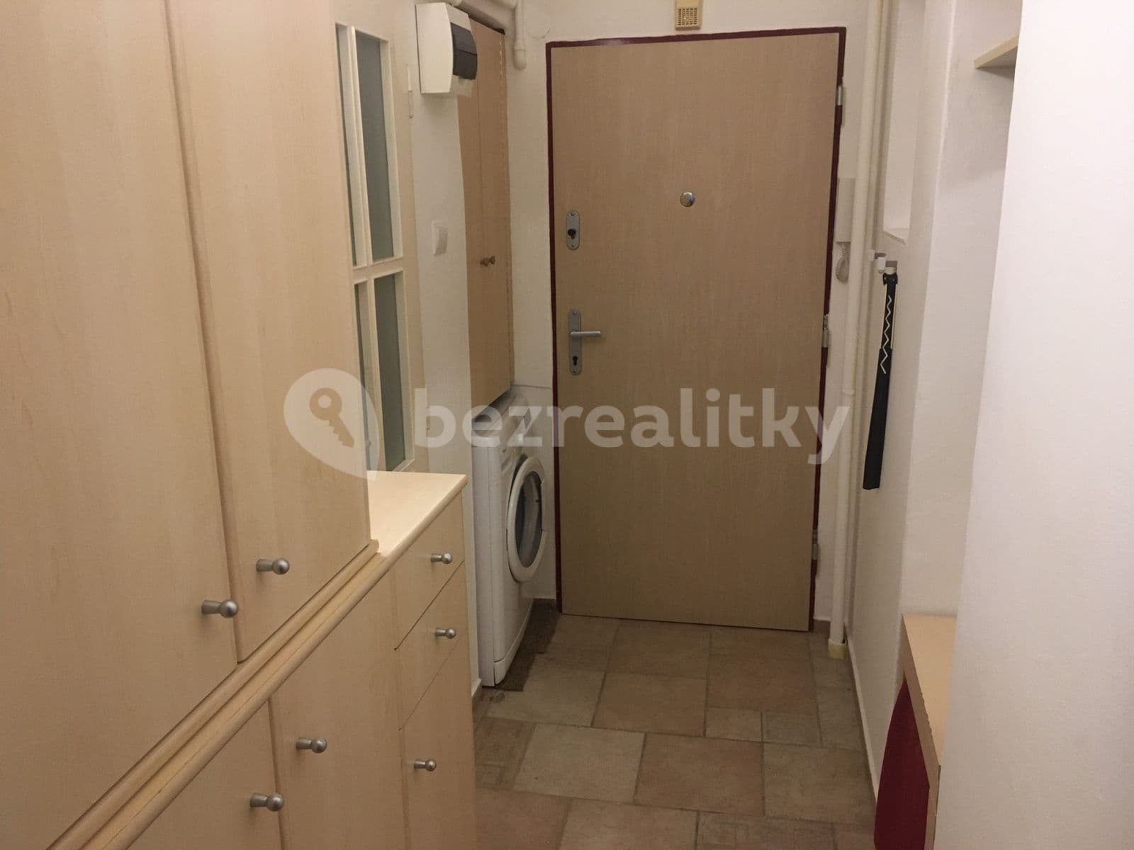 Studio flat to rent, 30 m², Pod Strojírnami, Prague, Prague Studio flat to rent, 30 m², Pod Strojírnami, Prague, Prague