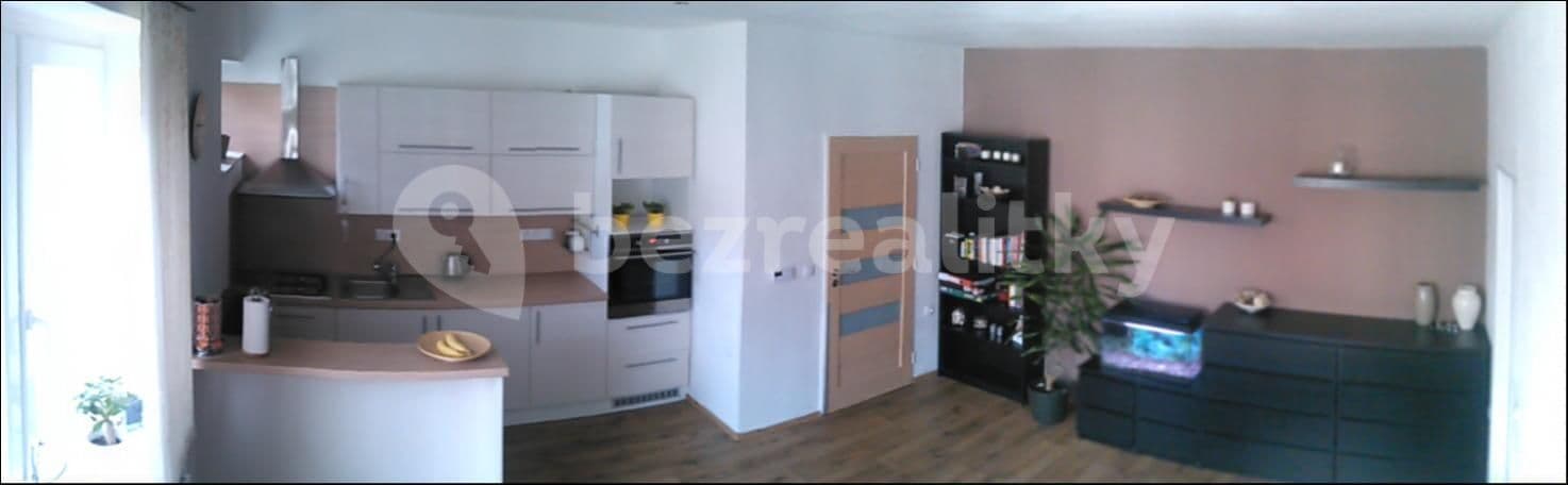 1 bedroom with open-plan kitchen flat to rent, 48 m², Zvěřinova, Brno, Jihomoravský Region 1 bedroom with open-plan kitchen flat to rent, 48 m², Zvěřinova, Brno, Jihomoravský Region