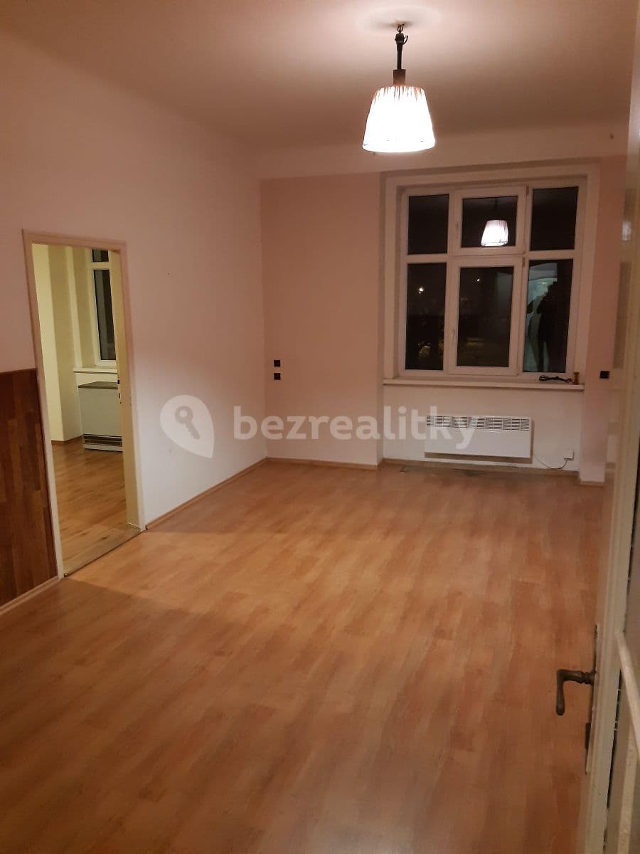 2 bedroom with open-plan kitchen flat to rent, 80 m², Vrchlického, Prague, Prague 2 bedroom with open-plan kitchen flat to rent, 80 m², Vrchlického, Prague, Prague