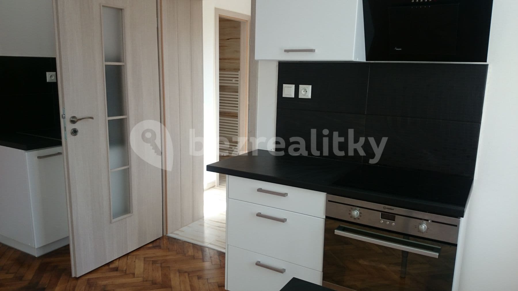 Studio flat to rent, 30 m², Korálková, Jablonec nad Nisou, Liberecký Region Studio flat to rent, 30 m², Korálková, Jablonec nad Nisou, Liberecký Region
