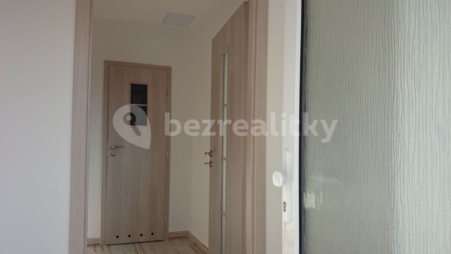 Studio flat to rent, 30 m², Korálková, Jablonec nad Nisou, Liberecký Region Studio flat to rent, 30 m², Korálková, Jablonec nad Nisou, Liberecký Region