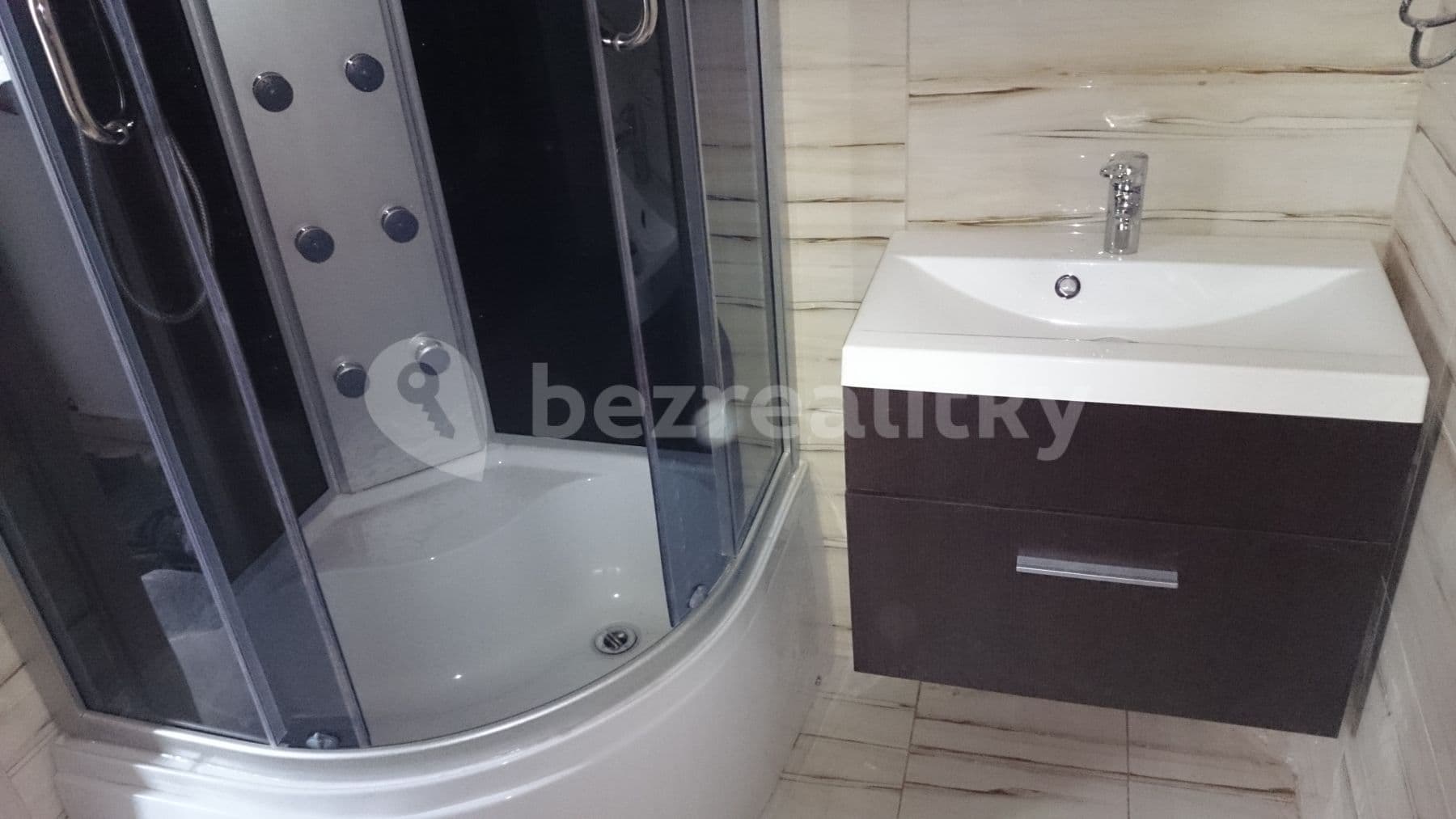 Studio flat to rent, 30 m², Korálková, Jablonec nad Nisou, Liberecký Region Studio flat to rent, 30 m², Korálková, Jablonec nad Nisou, Liberecký Region