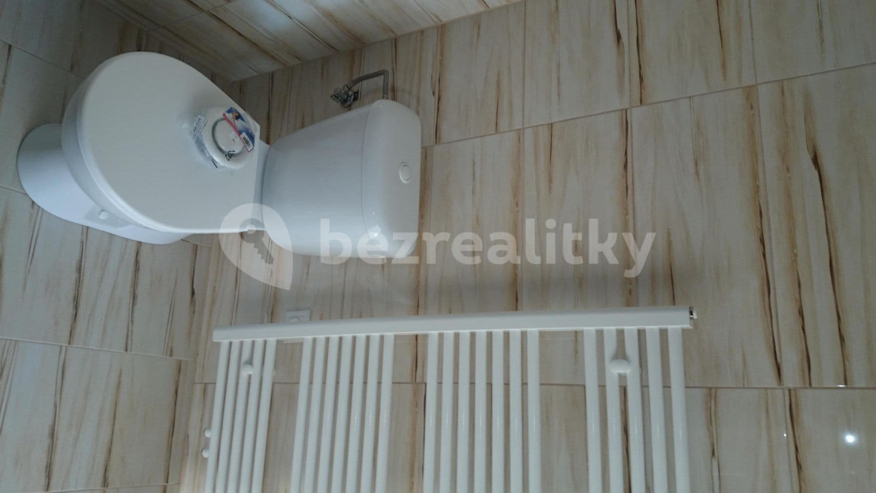 Studio flat to rent, 30 m², Korálková, Jablonec nad Nisou, Liberecký Region Studio flat to rent, 30 m², Korálková, Jablonec nad Nisou, Liberecký Region
