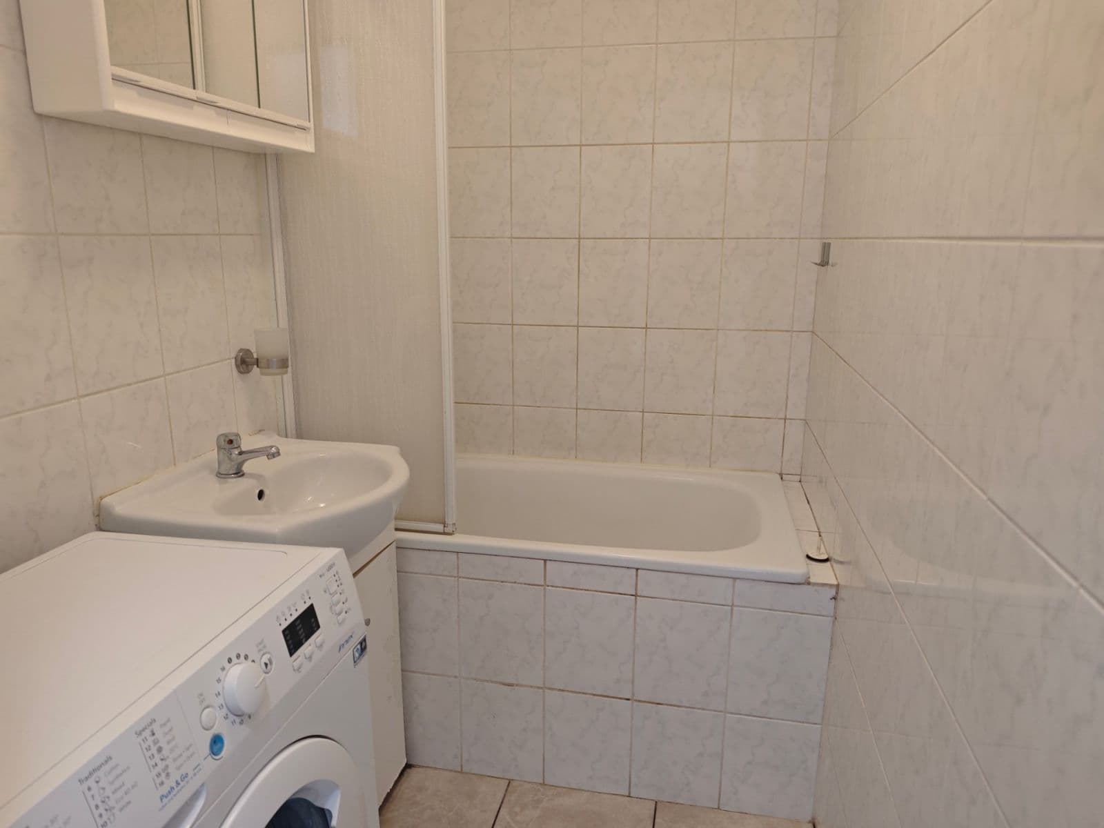 1 bedroom with open-plan kitchen flat to rent, 43 m², Podjavorinské, Prague, Prague 1 bedroom with open-plan kitchen flat to rent, 43 m², Podjavorinské, Prague, Prague
