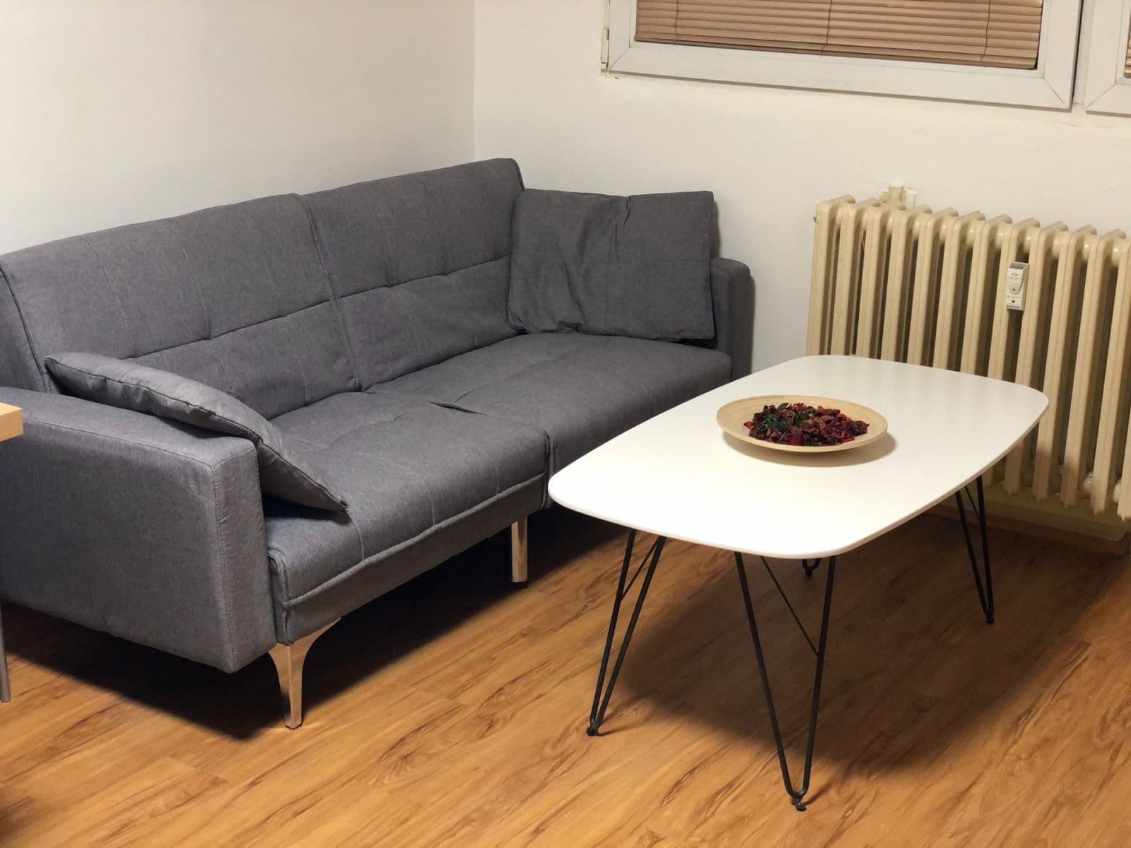 1 bedroom with open-plan kitchen flat to rent, 41 m², Makovského, Prague, Prague 1 bedroom with open-plan kitchen flat to rent, 41 m², Makovského, Prague, Prague