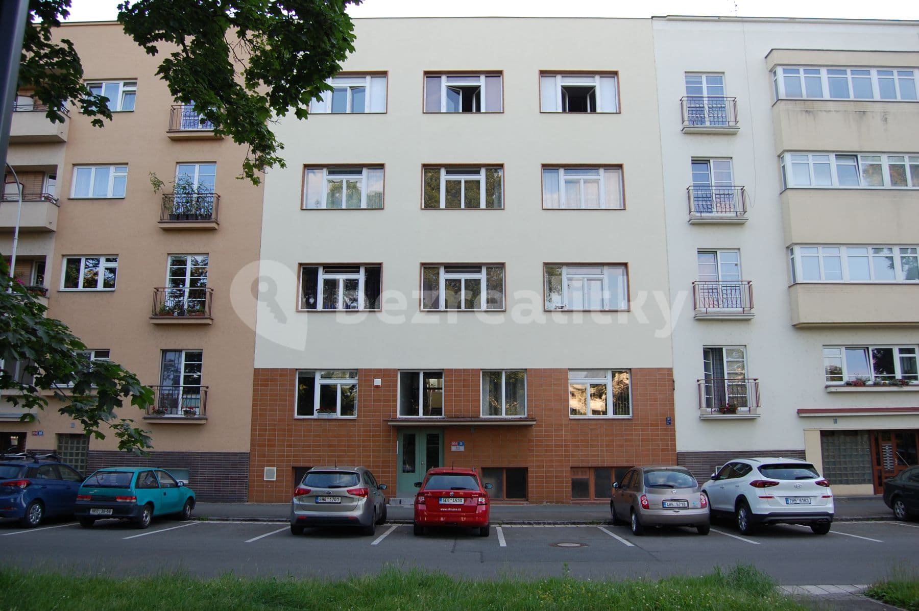 2 bedroom flat to rent, 73 m², Smetanovo nábřeží, Hradec Králové, Královéhradecký Region 2 bedroom flat to rent, 73 m², Smetanovo nábřeží, Hradec Králové, Královéhradecký Region