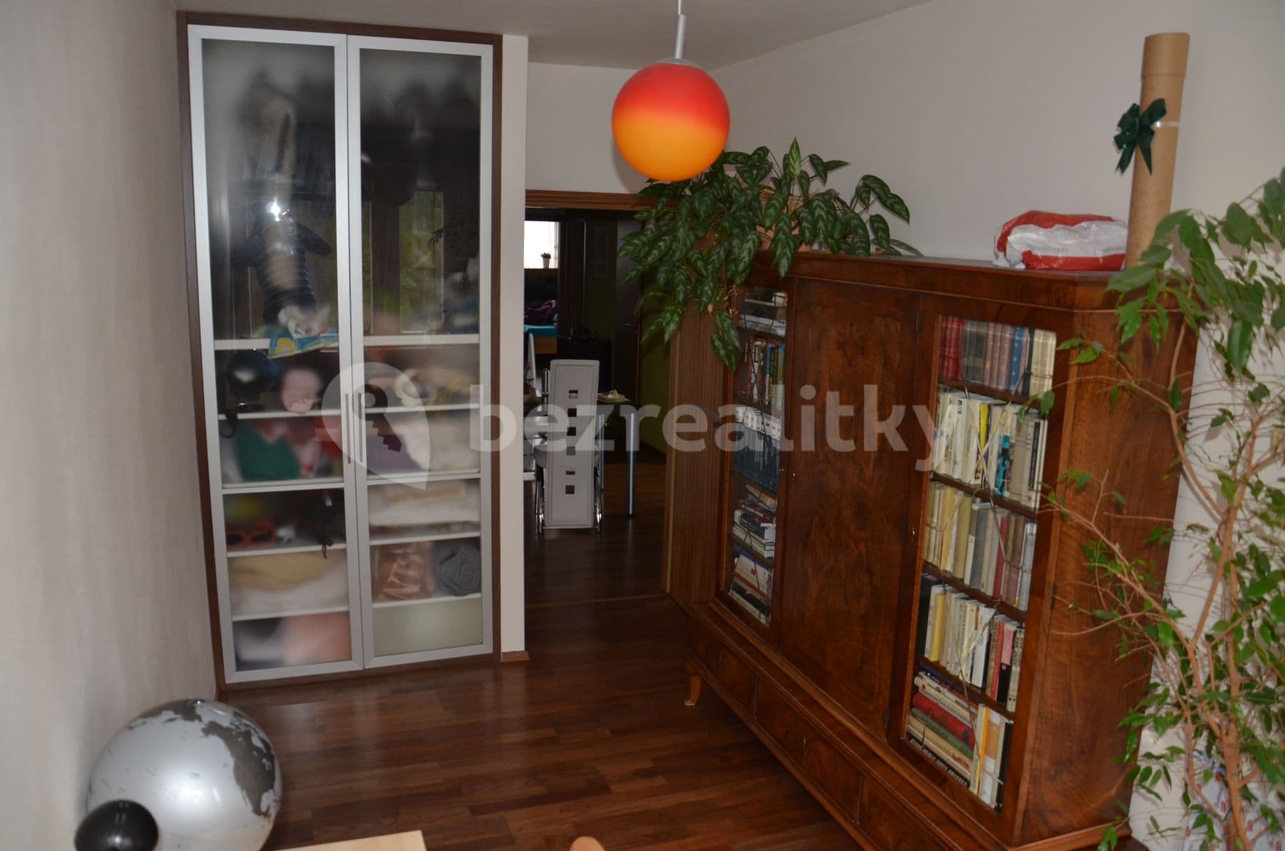 2 bedroom with open-plan kitchen flat to rent, 75 m², Přádova, Prague, Prague 2 bedroom with open-plan kitchen flat to rent, 75 m², Přádova, Prague, Prague