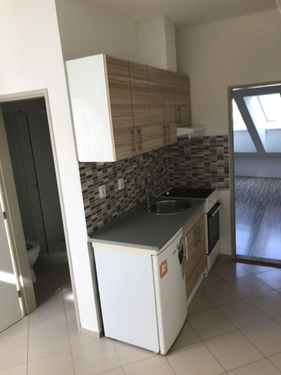 1 bedroom flat to rent, 35 m², Šámalova, Brno, Jihomoravský Region 1 bedroom flat to rent, 35 m², Šámalova, Brno, Jihomoravský Region