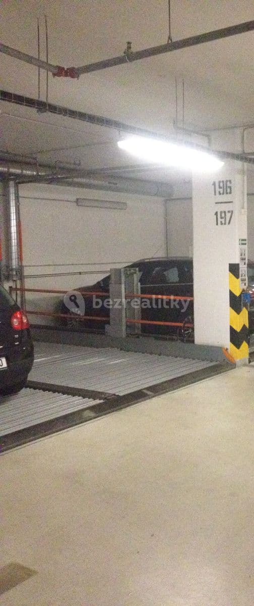 garage to rent, 12 m², Poupětova, Prague, Prague garage to rent, 12 m², Poupětova, Prague, Prague