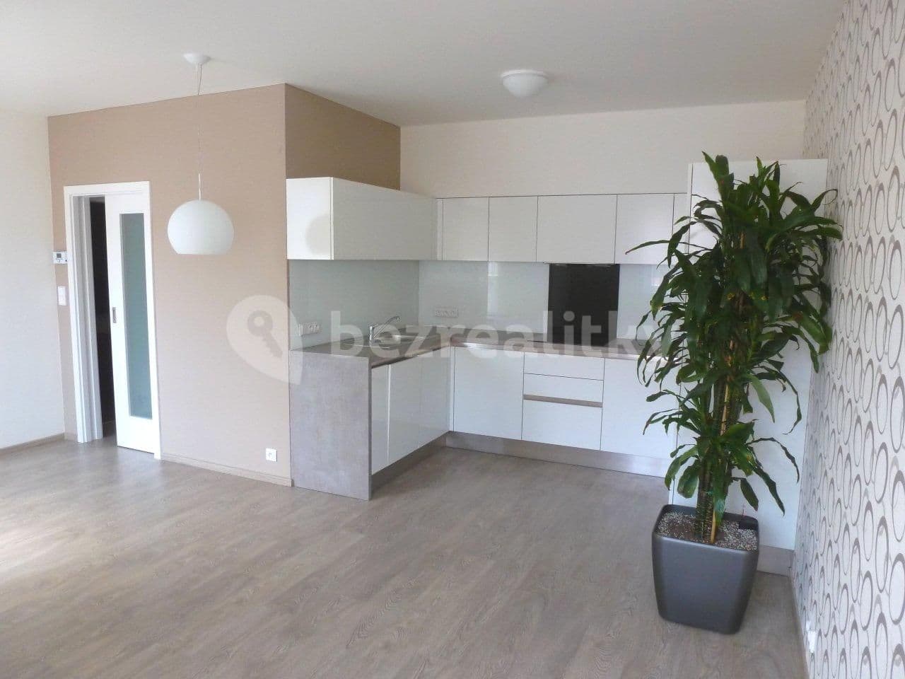 1 bedroom with open-plan kitchen flat to rent, 48 m², Slezská, Prague, Prague 1 bedroom with open-plan kitchen flat to rent, 48 m², Slezská, Prague, Prague