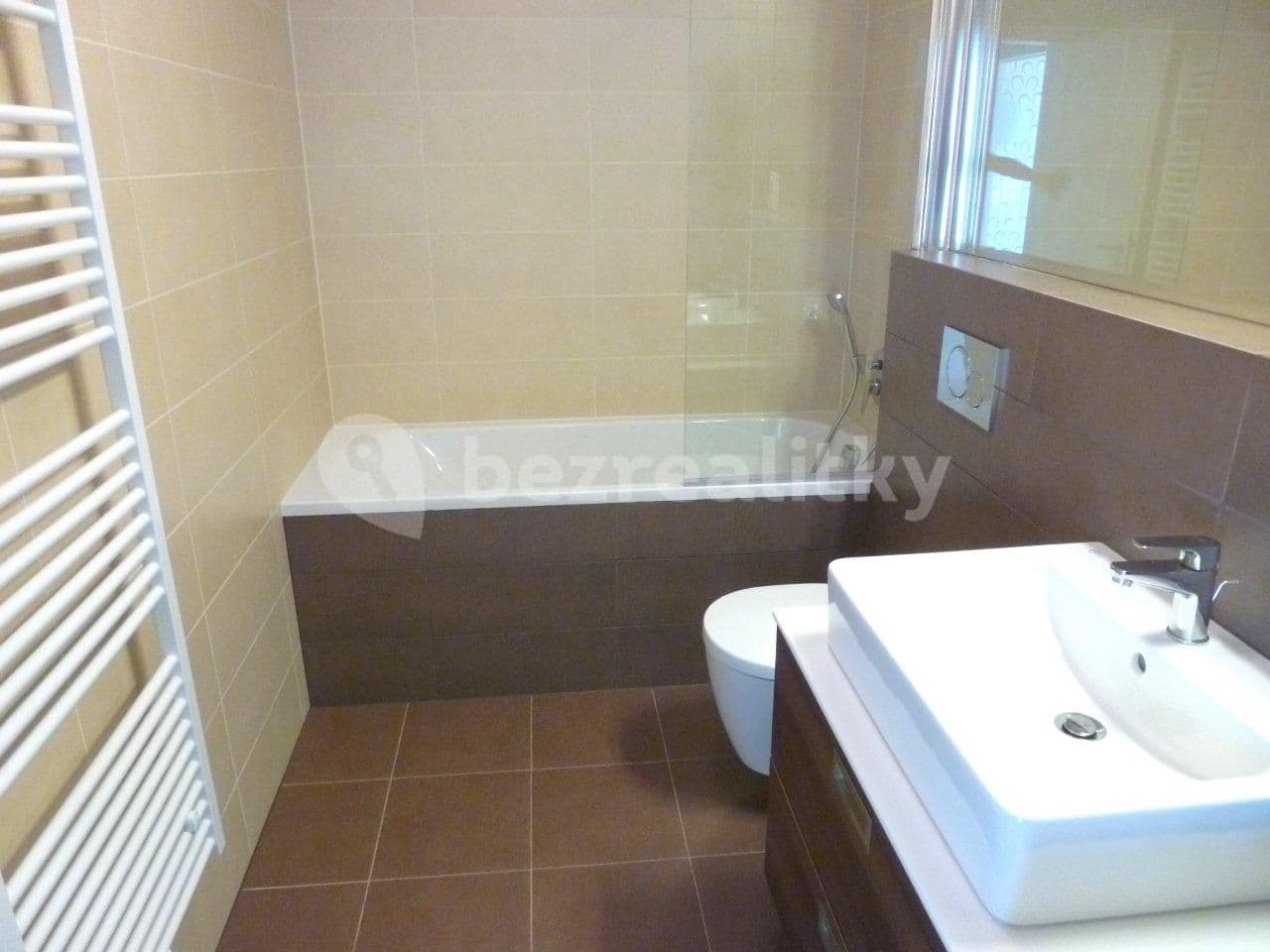 1 bedroom with open-plan kitchen flat to rent, 48 m², Slezská, Prague, Prague 1 bedroom with open-plan kitchen flat to rent, 48 m², Slezská, Prague, Prague