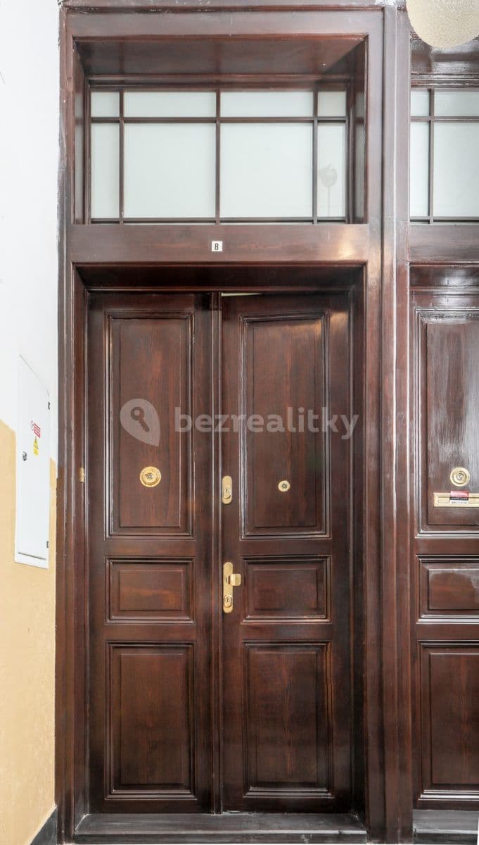 2 bedroom flat to rent, 75 m², U Rajské zahrady, Prague, Prague 2 bedroom flat to rent, 75 m², U Rajské zahrady, Prague, Prague