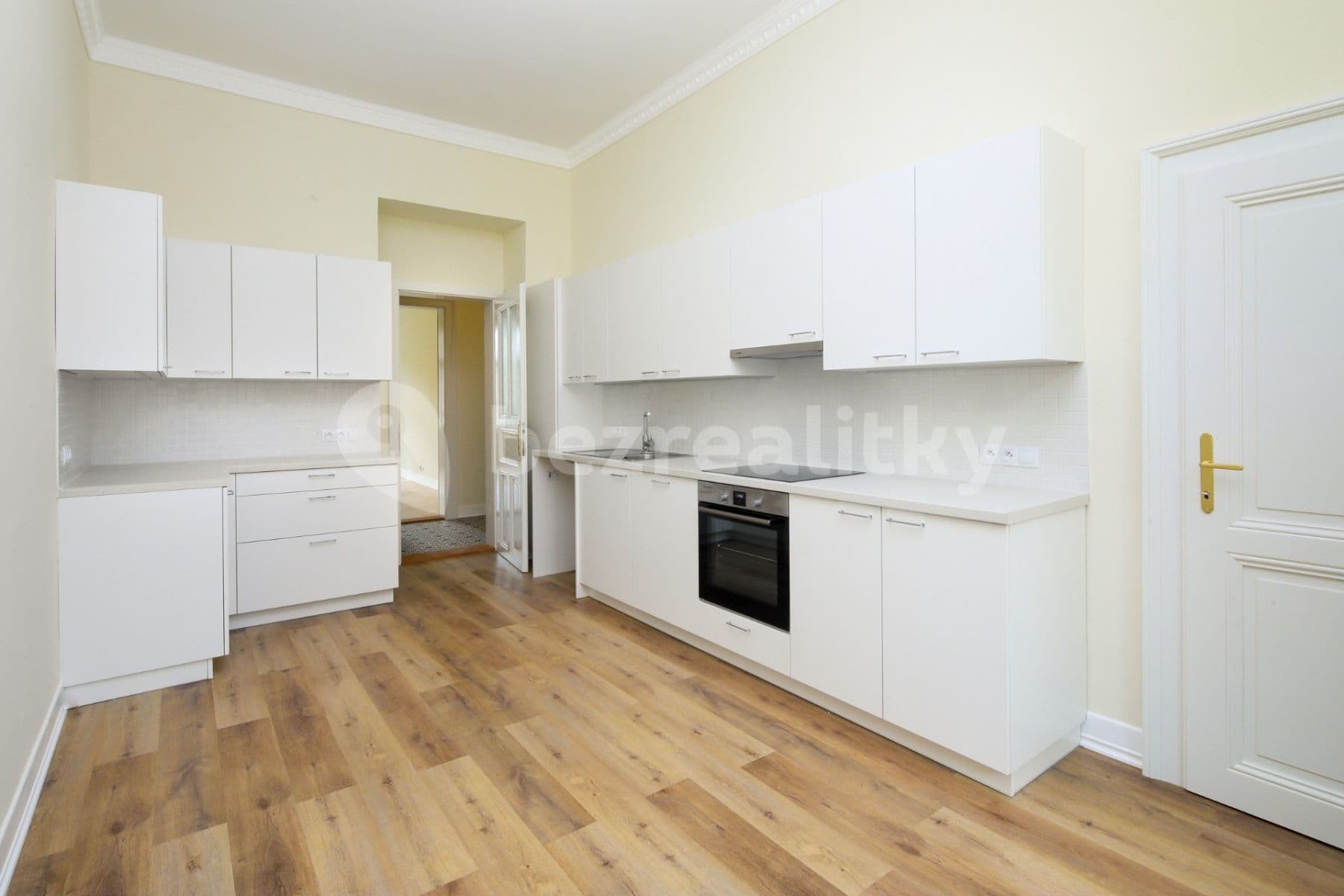 2 bedroom flat to rent, 75 m², U Rajské zahrady, Prague, Prague 2 bedroom flat to rent, 75 m², U Rajské zahrady, Prague, Prague