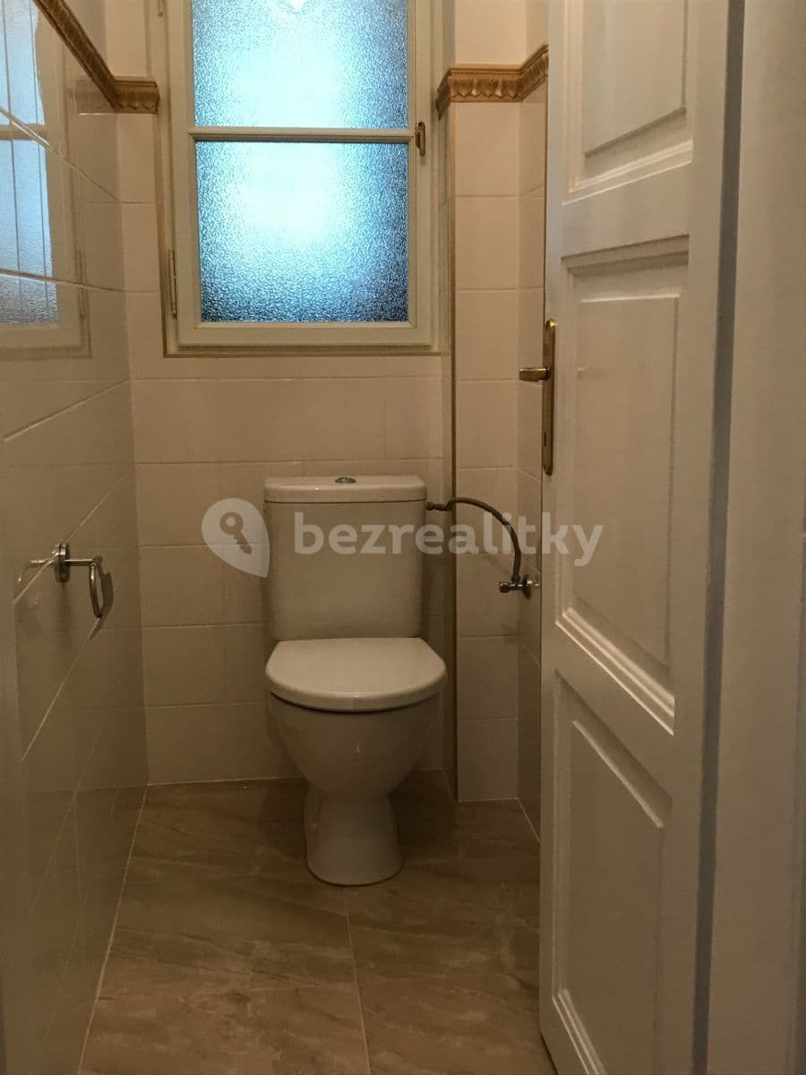 2 bedroom flat to rent, 75 m², U Rajské zahrady, Prague, Prague 2 bedroom flat to rent, 75 m², U Rajské zahrady, Prague, Prague