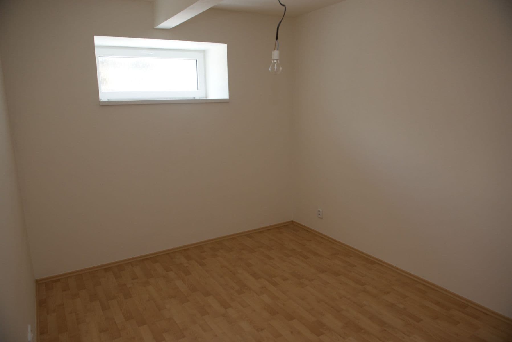 1 bedroom with open-plan kitchen flat to rent, 52 m², Chrastavská, Prague, Prague 1 bedroom with open-plan kitchen flat to rent, 52 m², Chrastavská, Prague, Prague