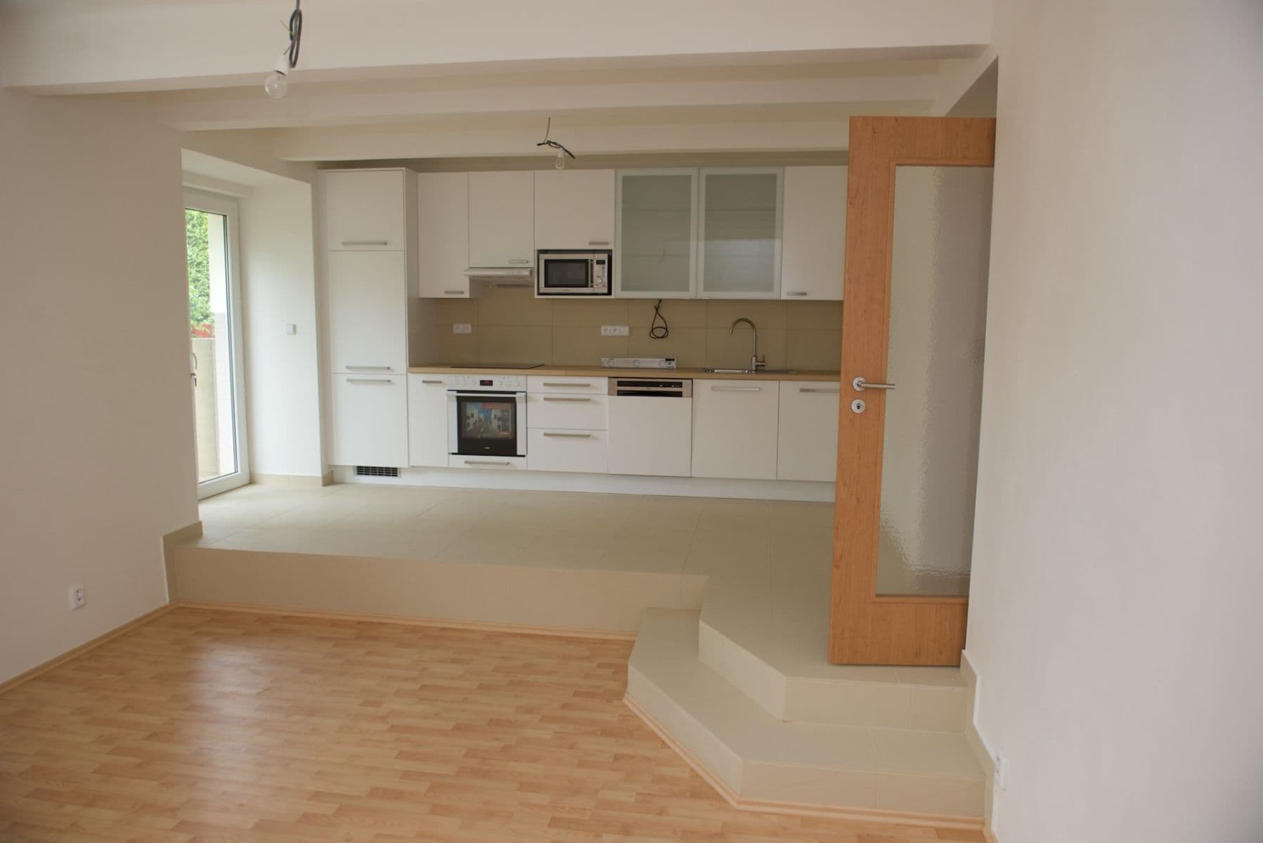 1 bedroom with open-plan kitchen flat to rent, 52 m², Chrastavská, Prague, Prague 1 bedroom with open-plan kitchen flat to rent, 52 m², Chrastavská, Prague, Prague