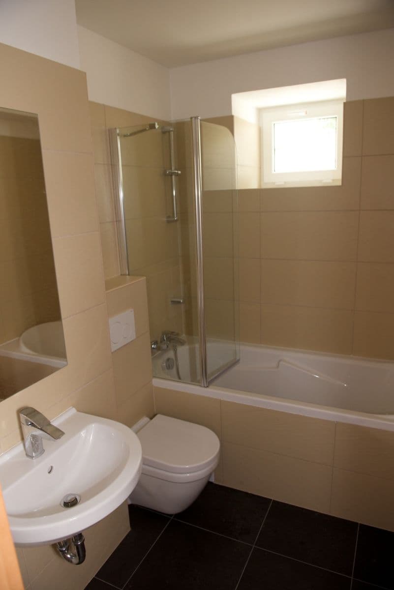 1 bedroom with open-plan kitchen flat to rent, 52 m², Chrastavská, Prague, Prague 1 bedroom with open-plan kitchen flat to rent, 52 m², Chrastavská, Prague, Prague