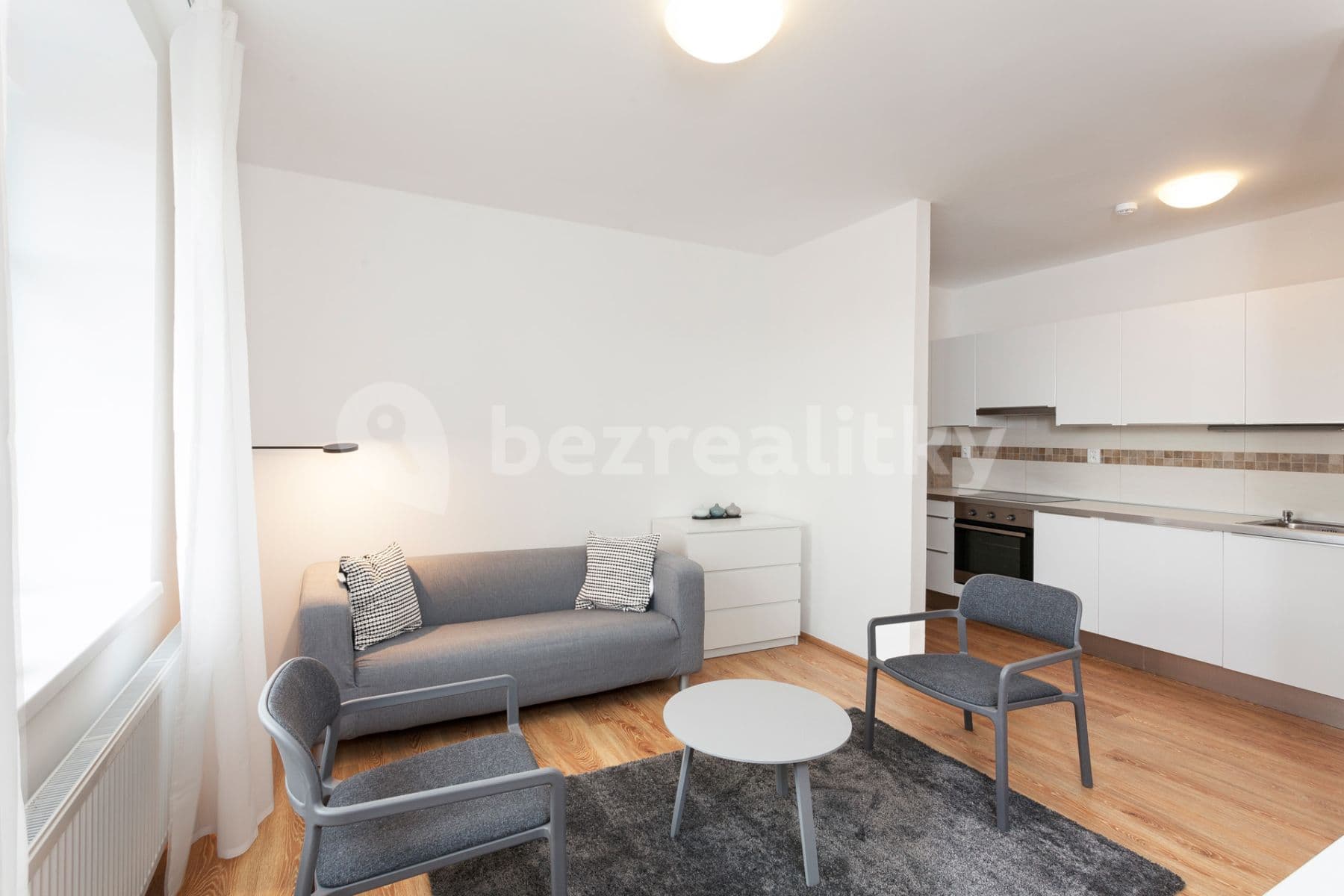 1 bedroom with open-plan kitchen flat to rent, 41 m², Zenklova, Prague, Prague