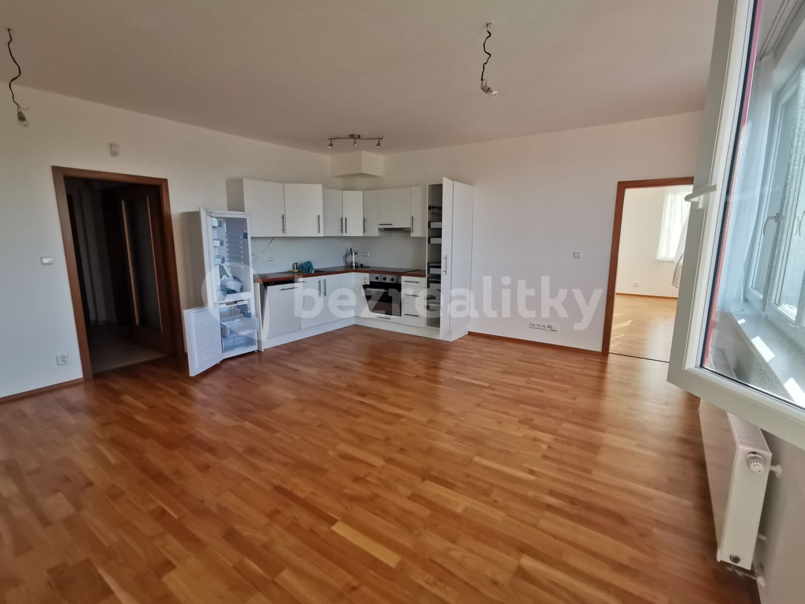 1 bedroom with open-plan kitchen flat to rent, 56 m², Tlumačovská, Prague, Prague 1 bedroom with open-plan kitchen flat to rent, 56 m², Tlumačovská, Prague, Prague