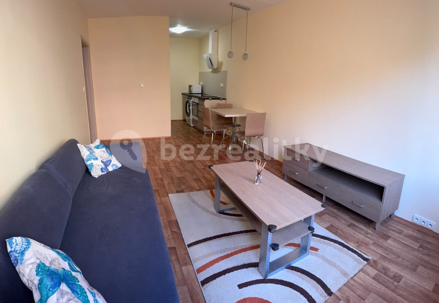 1 bedroom with open-plan kitchen flat to rent, 43 m², Mohylová, Prague, Prague 1 bedroom with open-plan kitchen flat to rent, 43 m², Mohylová, Prague, Prague