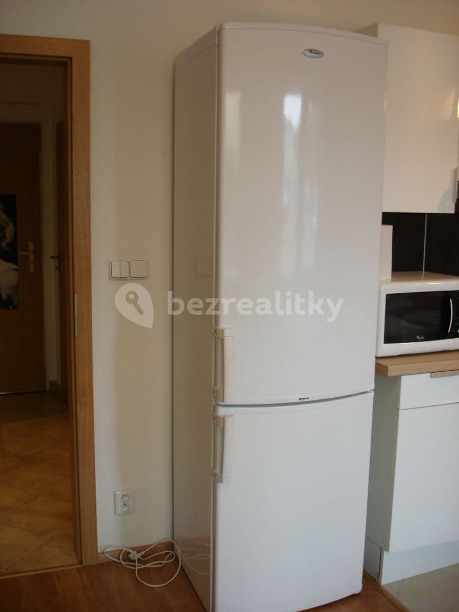 Studio flat to rent, 33 m², Musílkova, Prague, Prague Studio flat to rent, 33 m², Musílkova, Prague, Prague