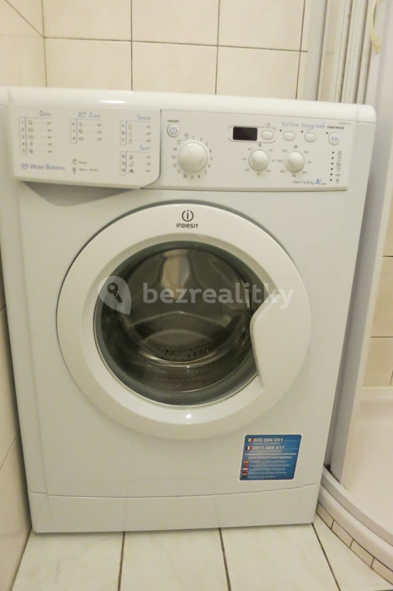 Studio flat to rent, 24 m², Řehořova, Prague, Prague Studio flat to rent, 24 m², Řehořova, Prague, Prague