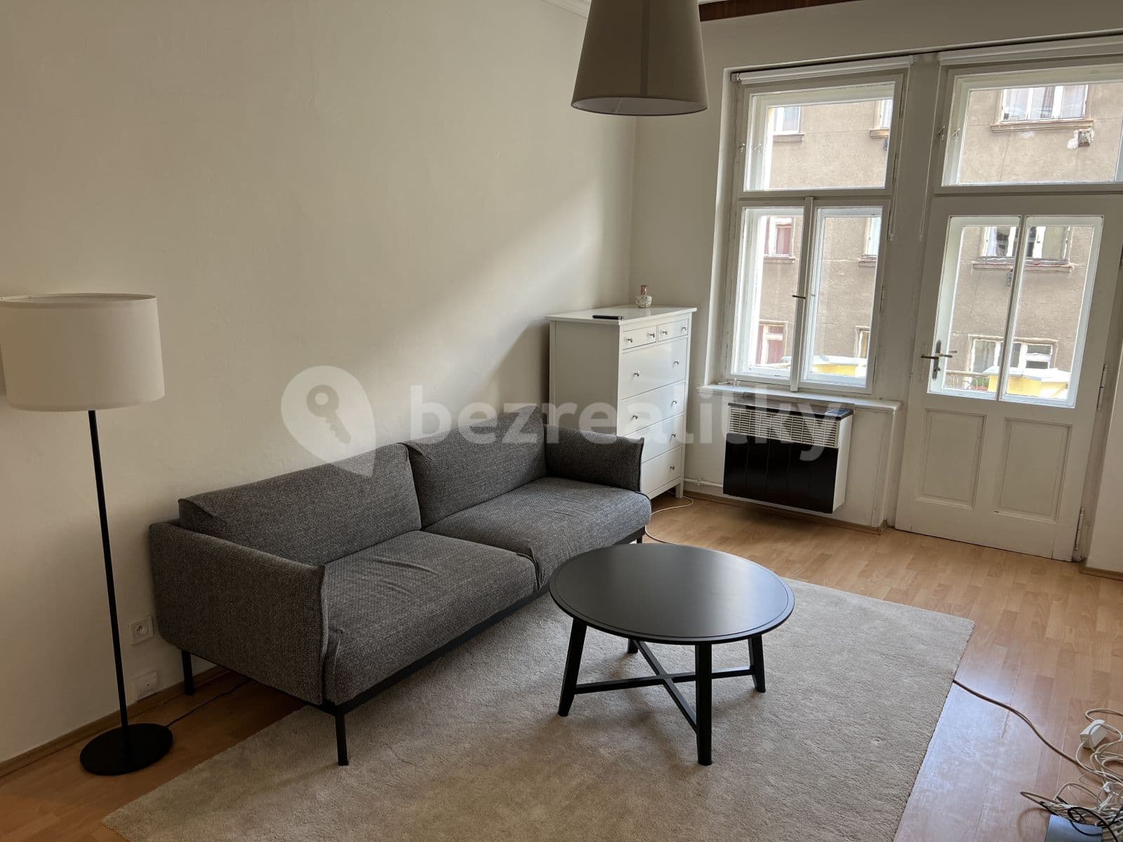 1 bedroom with open-plan kitchen flat to rent, 52 m², Mojmírova, Prague, Prague 1 bedroom with open-plan kitchen flat to rent, 52 m², Mojmírova, Prague, Prague