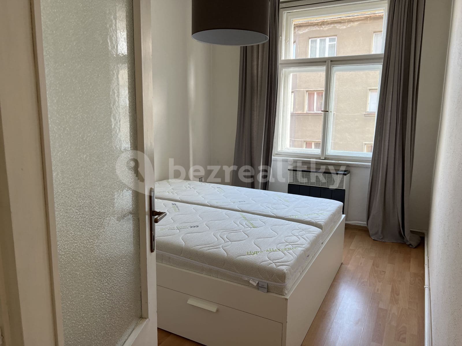 1 bedroom with open-plan kitchen flat to rent, 52 m², Mojmírova, Prague, Prague 1 bedroom with open-plan kitchen flat to rent, 52 m², Mojmírova, Prague, Prague