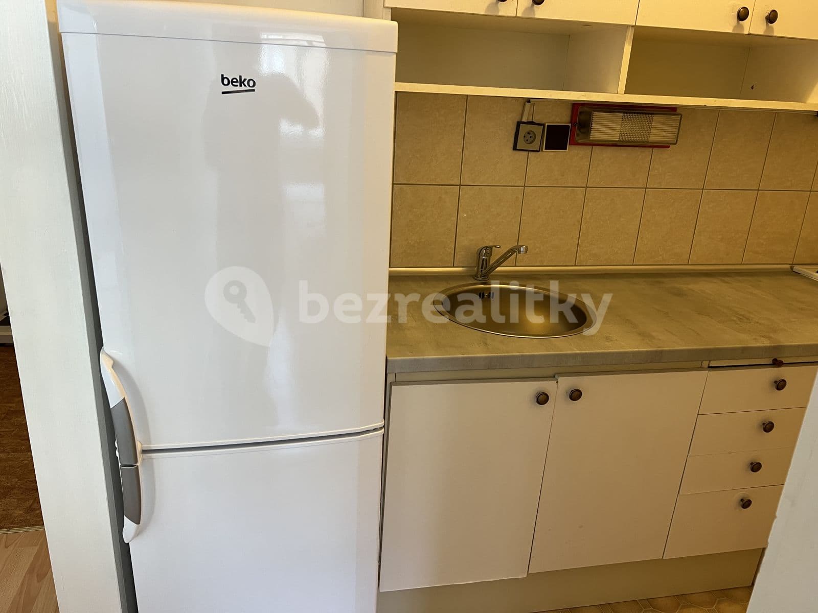 1 bedroom with open-plan kitchen flat to rent, 52 m², Mojmírova, Prague, Prague 1 bedroom with open-plan kitchen flat to rent, 52 m², Mojmírova, Prague, Prague