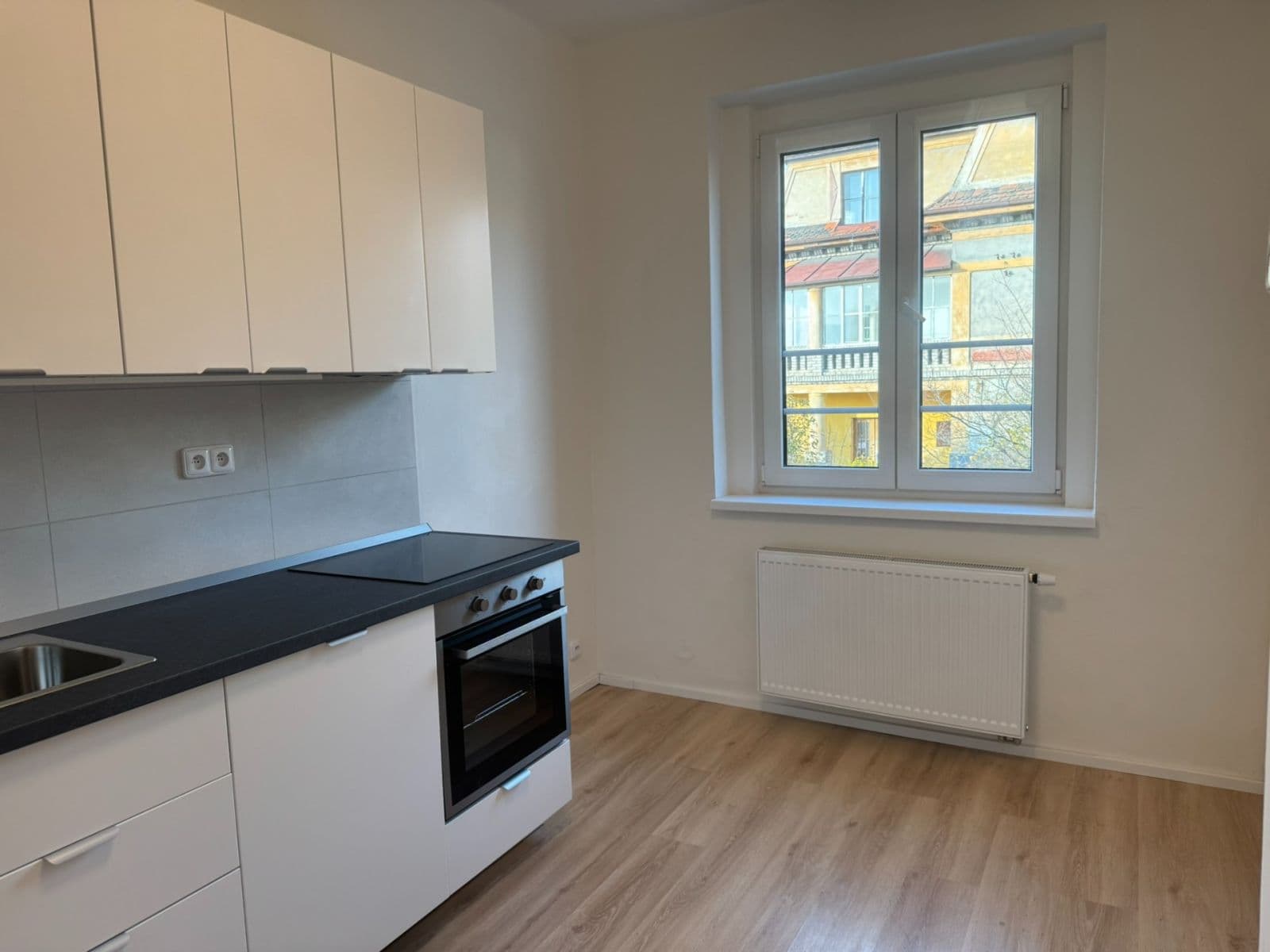 1 bedroom flat to rent, 32 m², Na Farkáně III, Prague, Prague 1 bedroom flat to rent, 32 m², Na Farkáně III, Prague, Prague