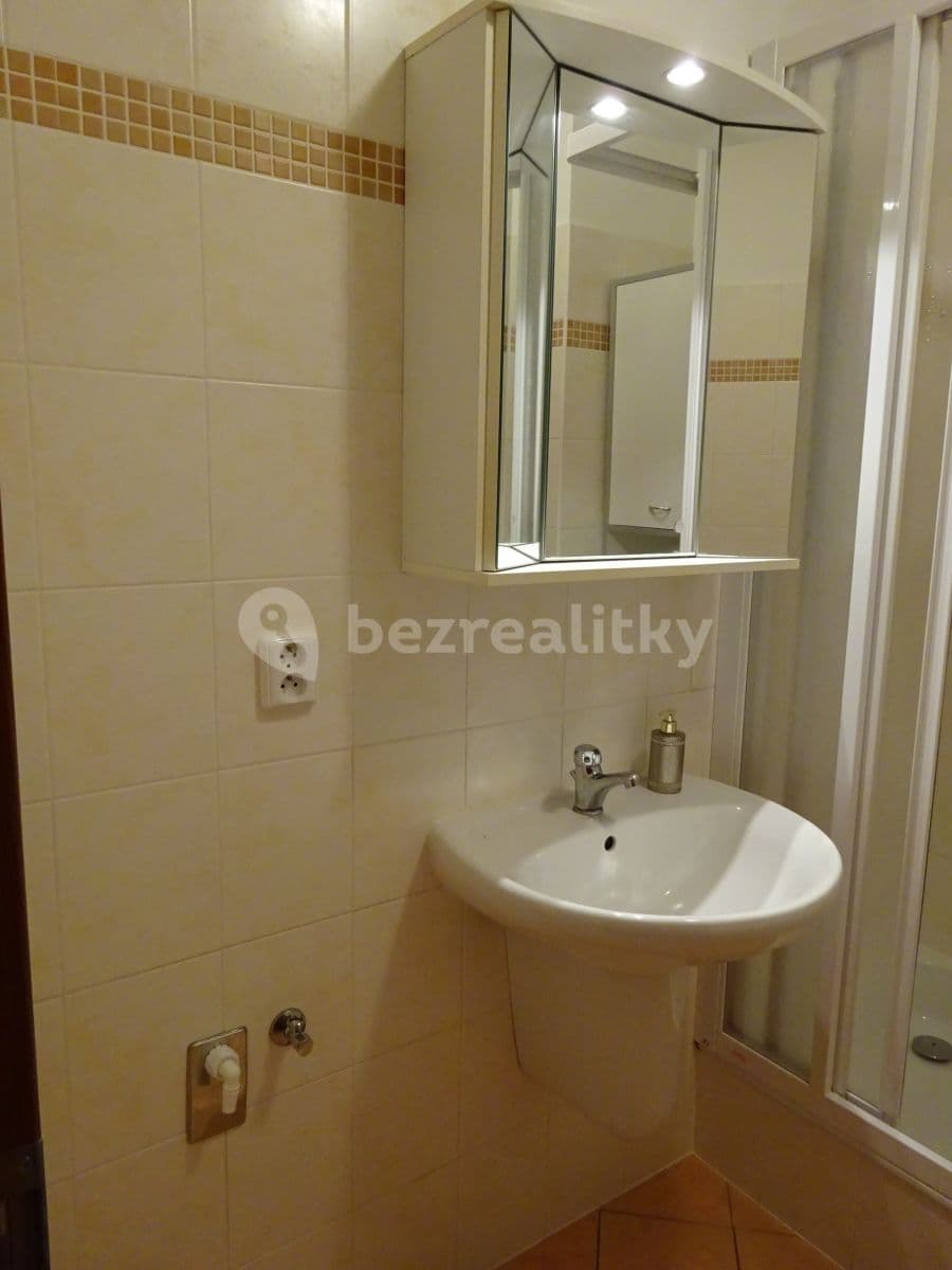 Small studio flat to rent, 30 m², Zrzavého, Prague, Prague Small studio flat to rent, 30 m², Zrzavého, Prague, Prague