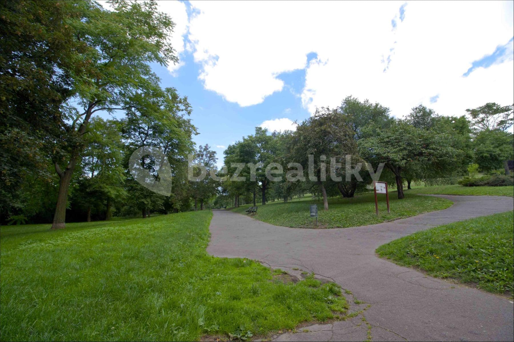 Studio flat to rent, 32 m², Lindnerova, Prague, Prague Studio flat to rent, 32 m², Lindnerova, Prague, Prague