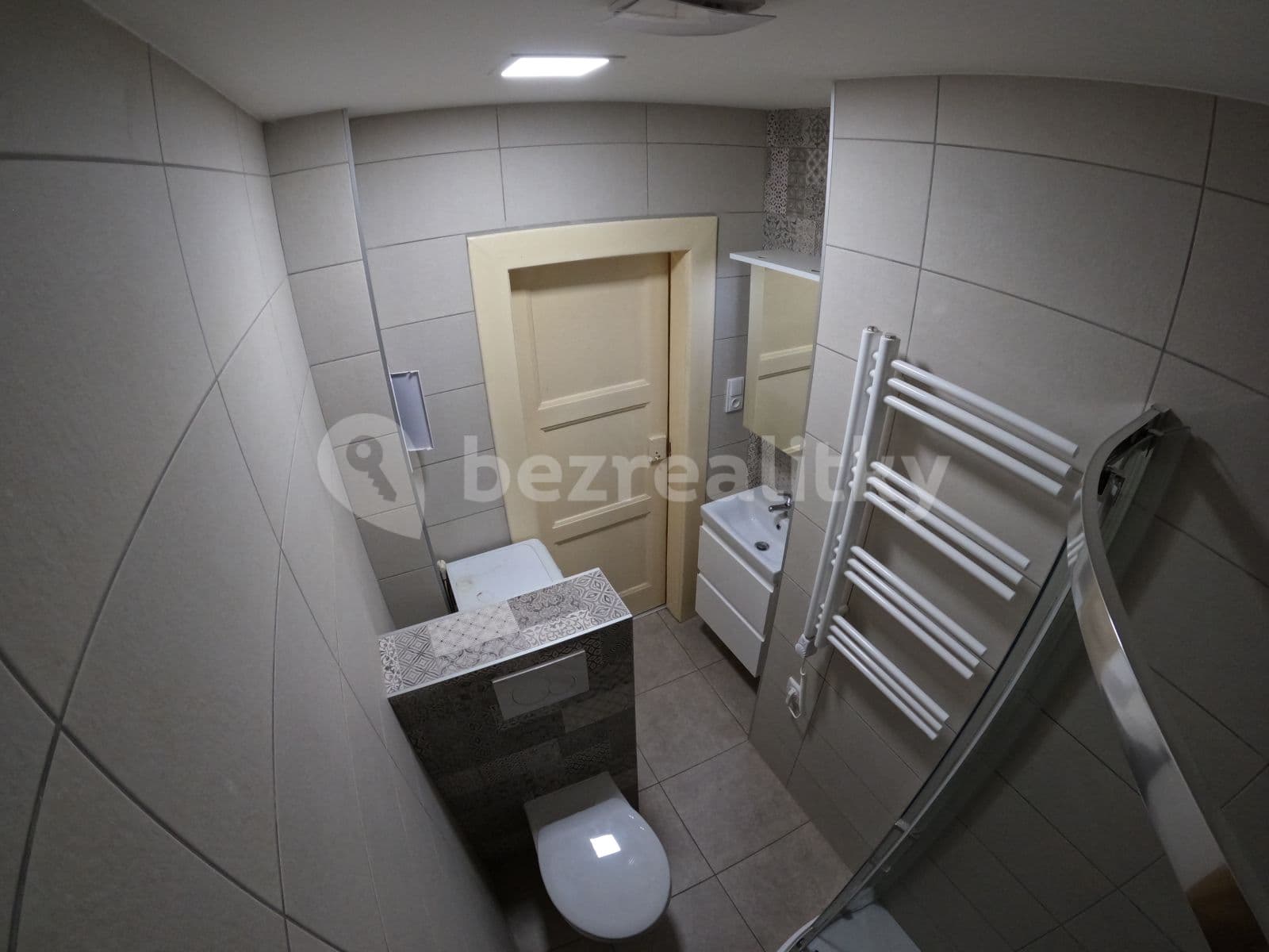 Studio flat to rent, 32 m², Lindnerova, Prague, Prague Studio flat to rent, 32 m², Lindnerova, Prague, Prague