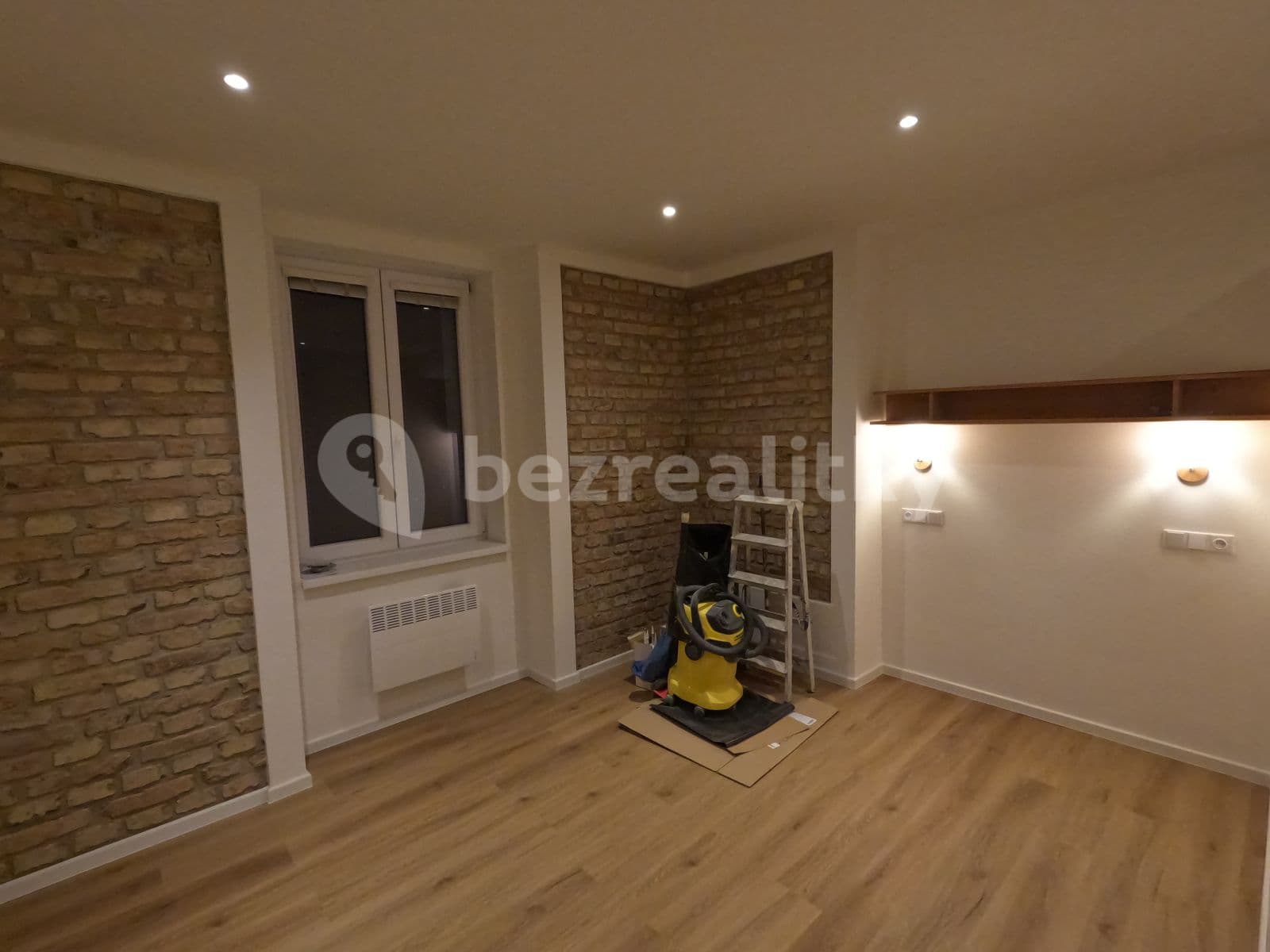 Studio flat to rent, 32 m², Lindnerova, Prague, Prague Studio flat to rent, 32 m², Lindnerova, Prague, Prague