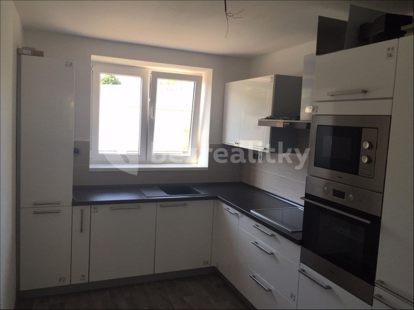 2 bedroom flat to rent, 55 m², Dašická, Pardubice, Pardubický Region 2 bedroom flat to rent, 55 m², Dašická, Pardubice, Pardubický Region