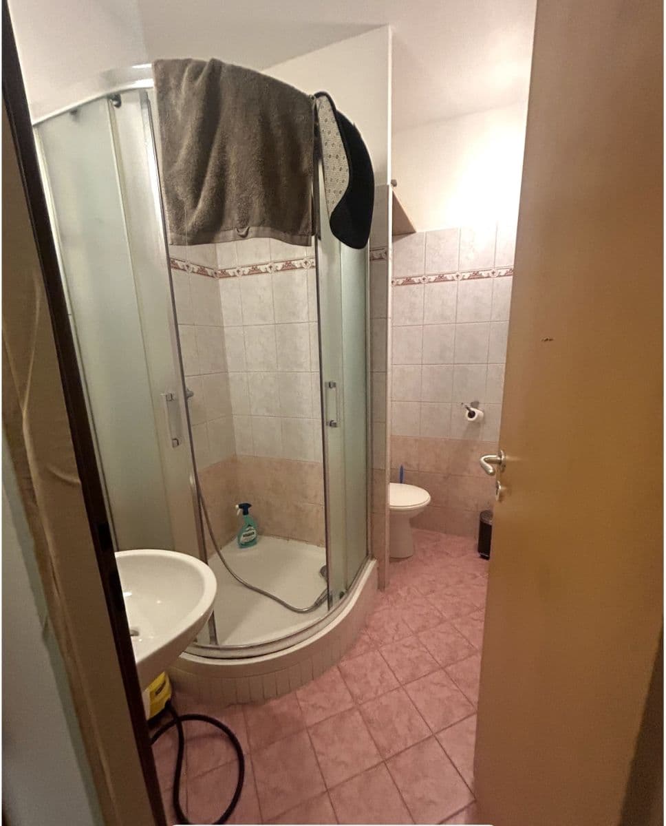 Small studio flat to rent, 22 m², Ratibořská, Opava, Moravskoslezský Region Small studio flat to rent, 22 m², Ratibořská, Opava, Moravskoslezský Region