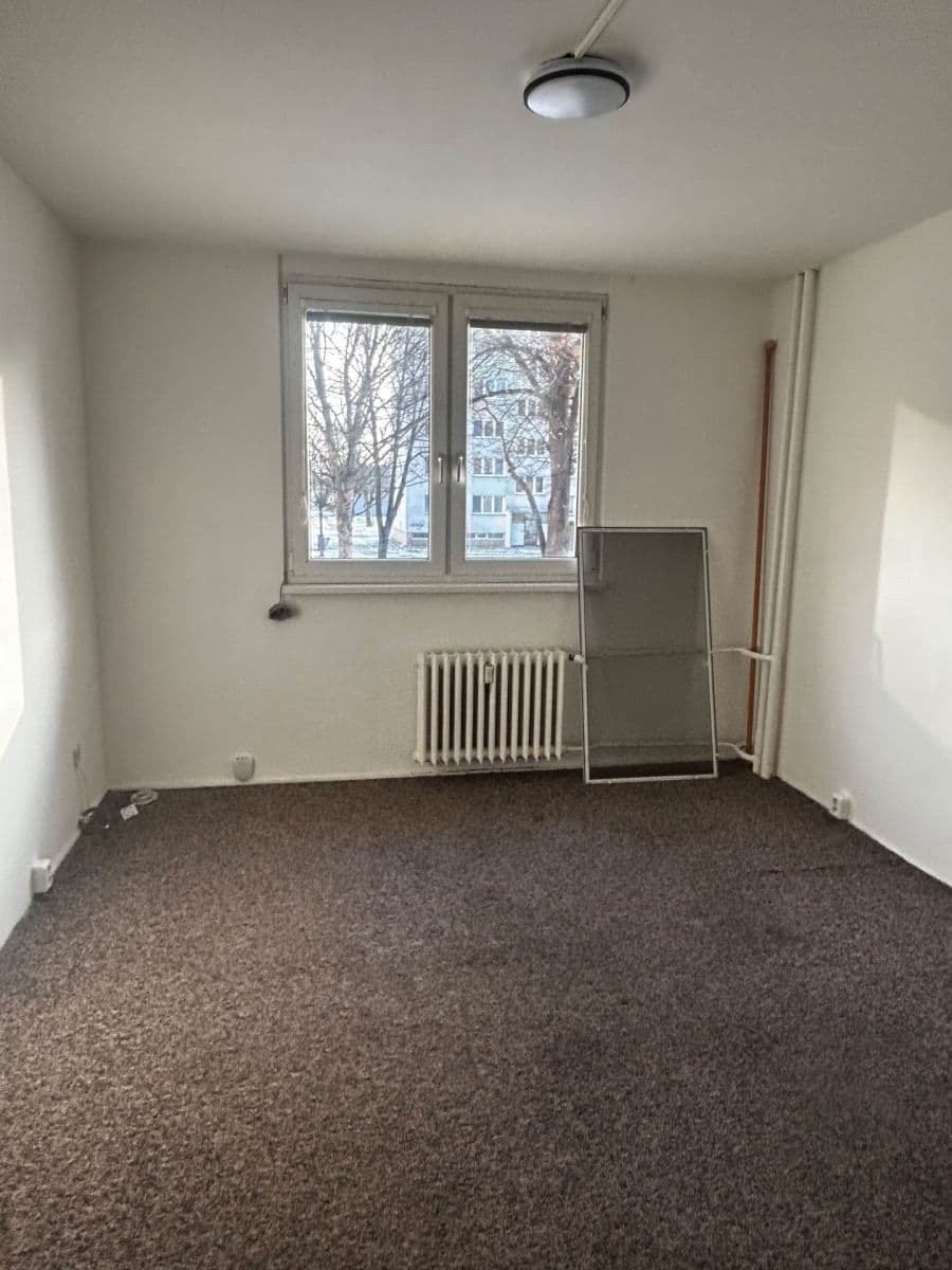 Small studio flat to rent, 22 m², Ratibořská, Opava, Moravskoslezský Region Small studio flat to rent, 22 m², Ratibořská, Opava, Moravskoslezský Region