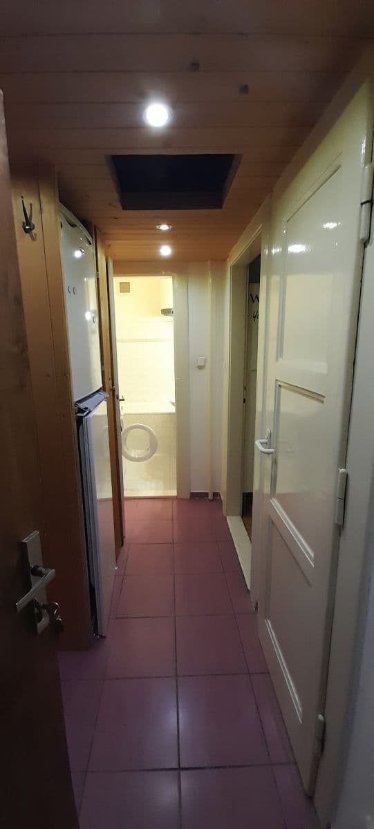 1 bedroom flat to rent, 49 m², Františka Kadlece, Prague, Prague 1 bedroom flat to rent, 49 m², Františka Kadlece, Prague, Prague