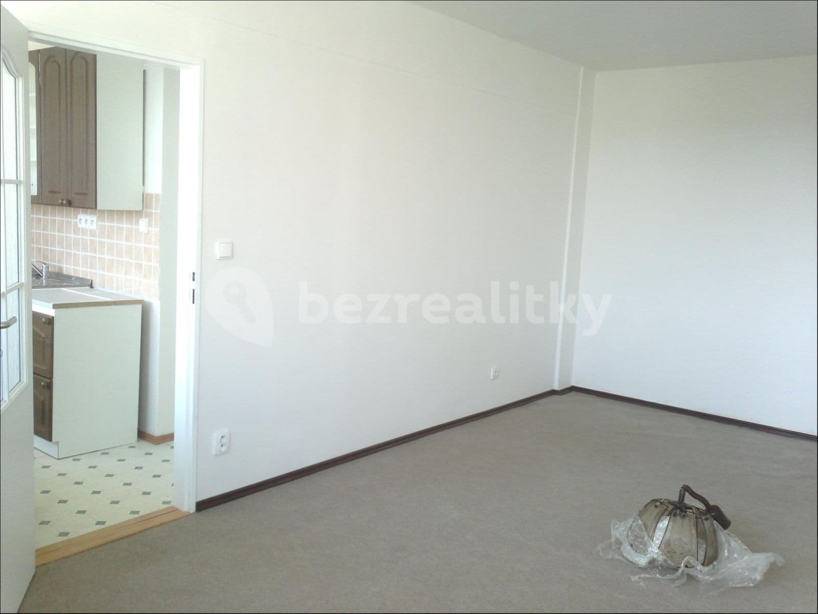 1 bedroom flat to rent, 42 m², sídliště Hůrka, Kralupy nad Vltavou, Středočeský Region 1 bedroom flat to rent, 42 m², sídliště Hůrka, Kralupy nad Vltavou, Středočeský Region