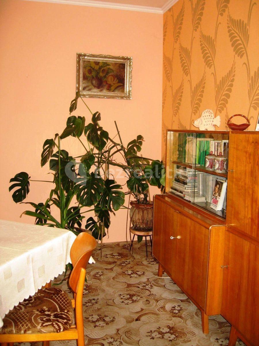 2 bedroom flat to rent, 75 m², Sladkovského, Jičín, Královéhradecký Region