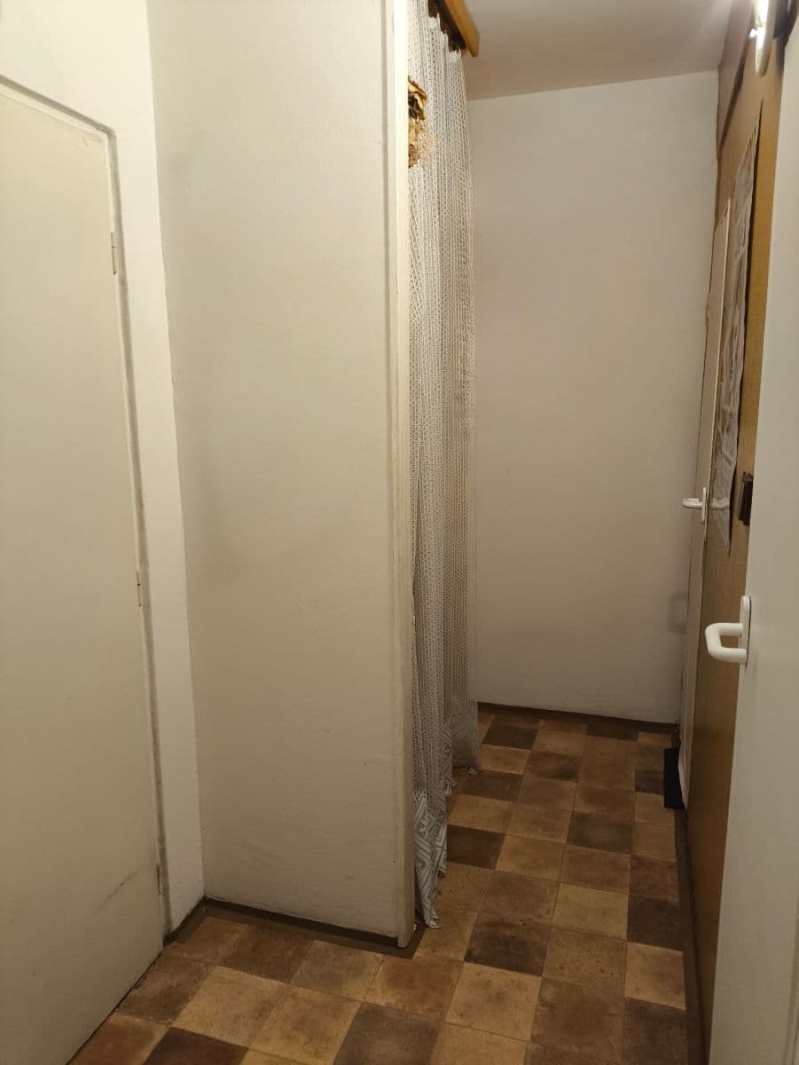 2 bedroom flat to rent, 42 m², Jablonecká, Prague, Prague 2 bedroom flat to rent, 42 m², Jablonecká, Prague, Prague