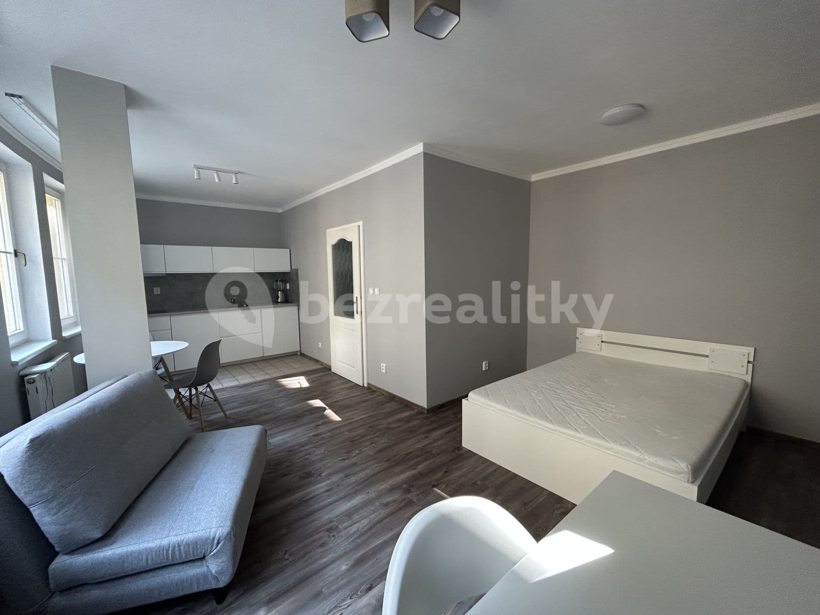 Studio flat to rent, 30 m², Chelčického, Prague, Prague Studio flat to rent, 30 m², Chelčického, Prague, Prague