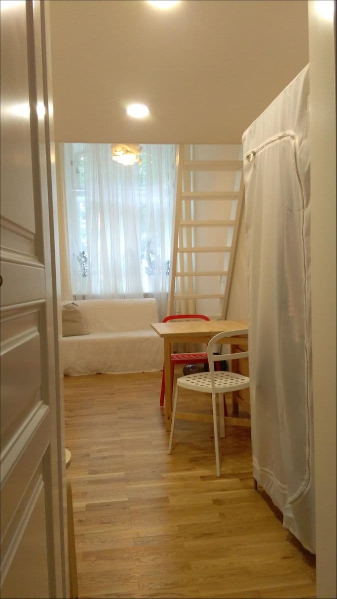 Studio flat to rent, 20 m², Jana Zajíce, Prague, Prague Studio flat to rent, 20 m², Jana Zajíce, Prague, Prague