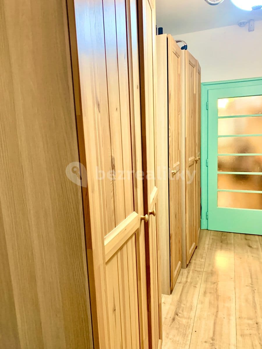 1 bedroom with open-plan kitchen flat to rent, 38 m², Kamenná, Brno, Jihomoravský Region 1 bedroom with open-plan kitchen flat to rent, 38 m², Kamenná, Brno, Jihomoravský Region