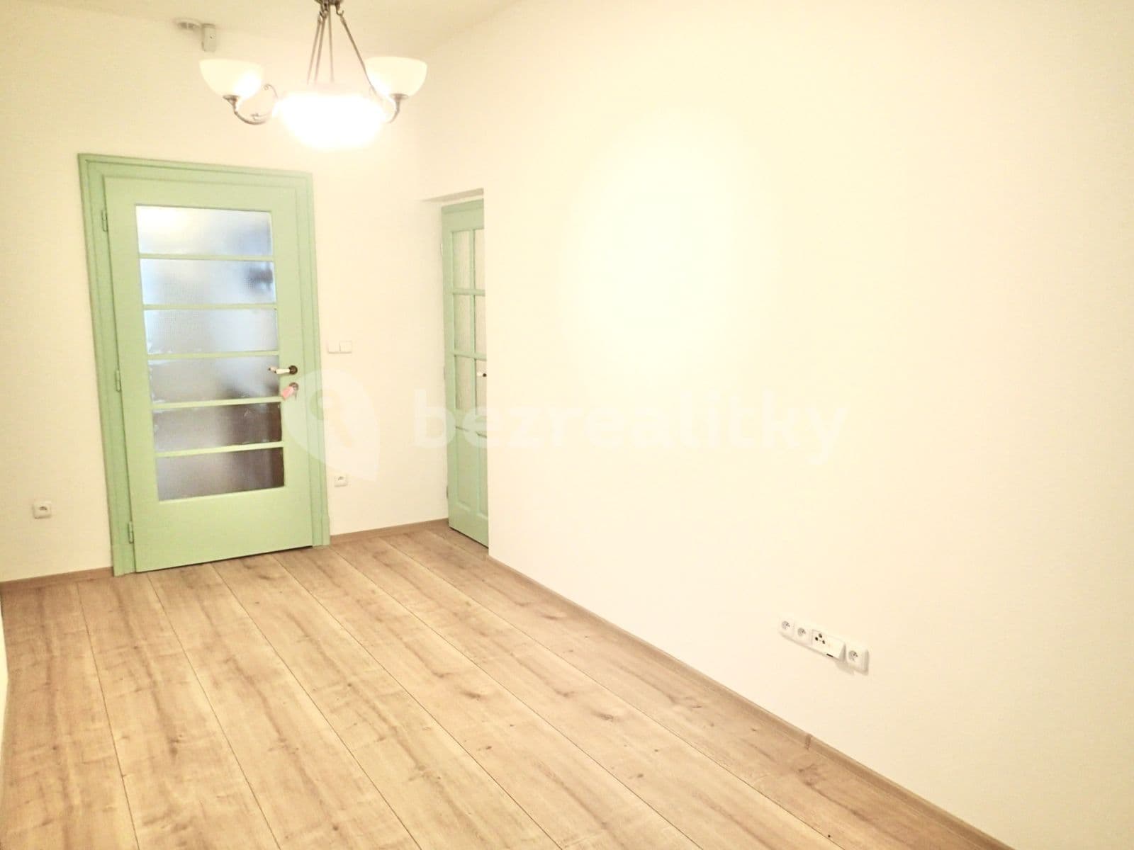 1 bedroom with open-plan kitchen flat to rent, 38 m², Kamenná, Brno, Jihomoravský Region 1 bedroom with open-plan kitchen flat to rent, 38 m², Kamenná, Brno, Jihomoravský Region