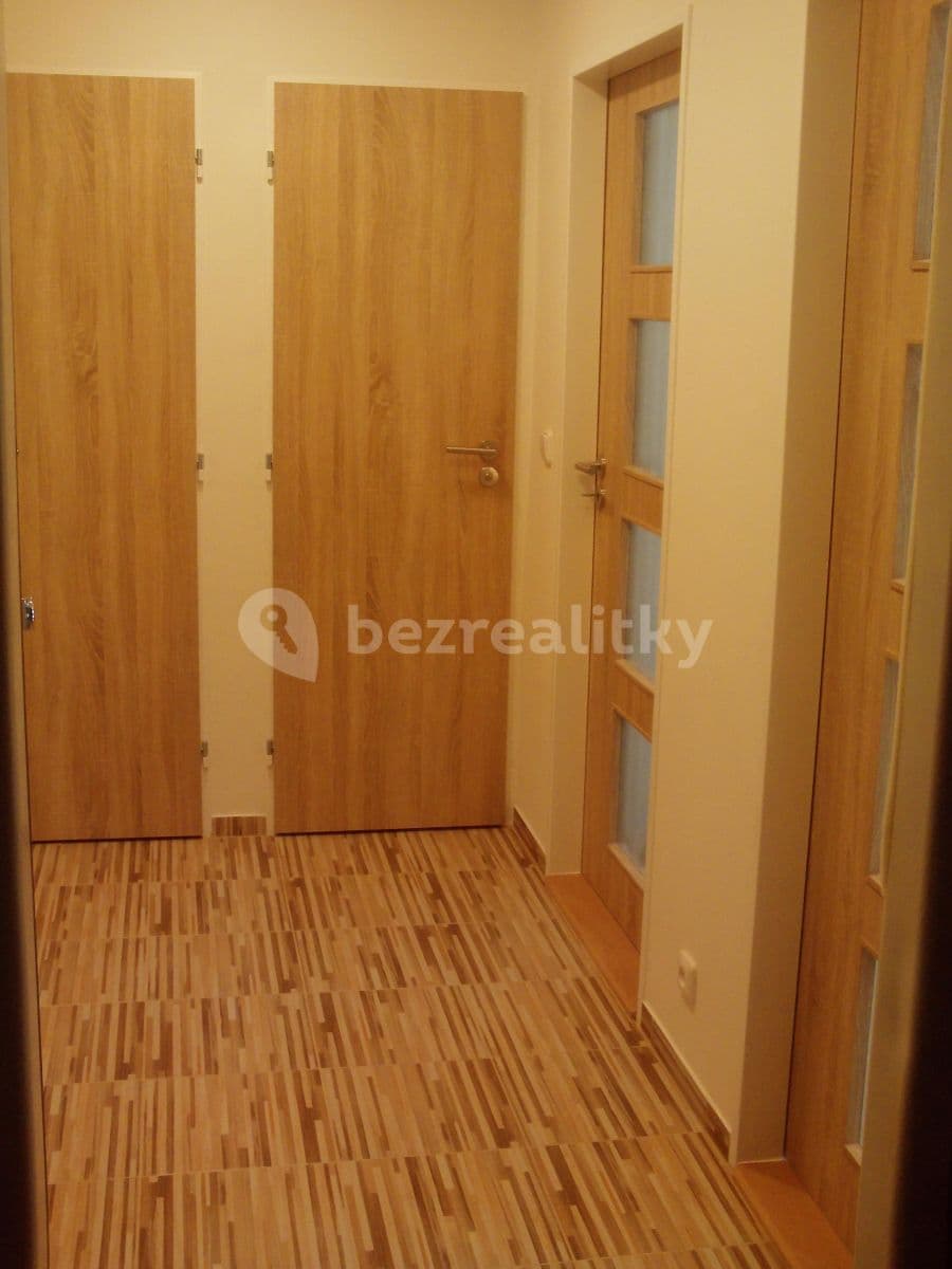 1 bedroom with open-plan kitchen flat to rent, 43 m², Čimická, Prague, Prague 1 bedroom with open-plan kitchen flat to rent, 43 m², Čimická, Prague, Prague